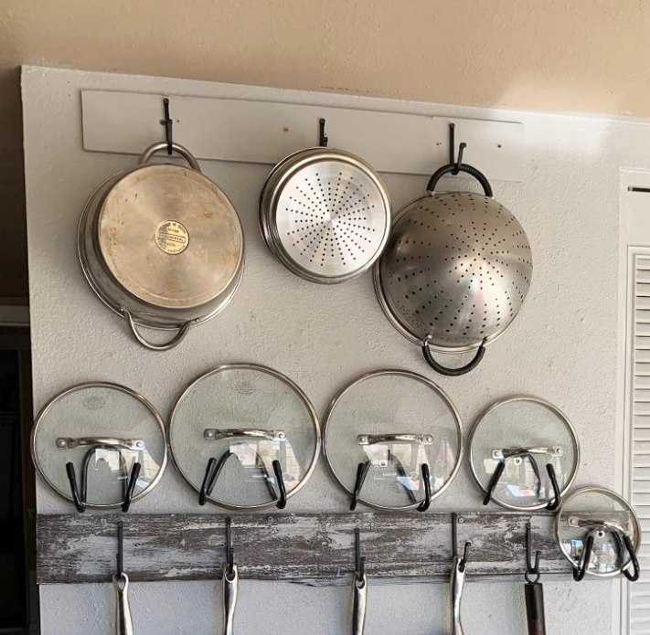 Cabinet Door Mounted Pot Lid Organizer Set with Scratch-Resistant Design